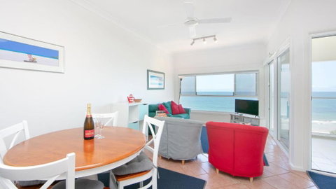 Avalon 4 - Accommodation Gladstone 3