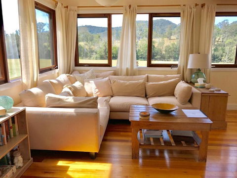 Avalon River Retreat - 400 Acre Riverside Oasis - Accommodation Gladstone 3
