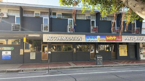 Ayr Hotel - Accommodation Gladstone 0