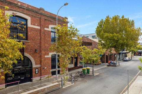 BANN2/5 - Bannister Heritage Hideaway - Accommodation Gladstone 2
