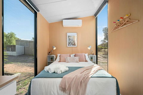 Banyena Homestead By Tiny Away - Accommodation Gladstone 3