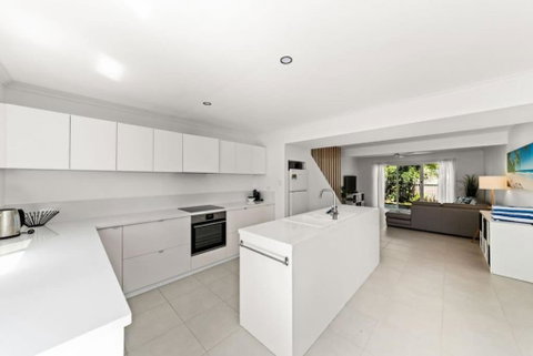 BARBADOS Ultimate Laid-back Holiday - Flat Stroll To River - Accommodation Gladstone 4
