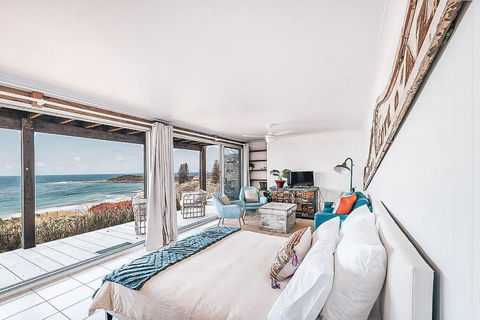 BAY PROPERTIES . Pacific Lodge Studio - Accommodation Gladstone 0