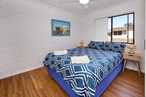 Azure Beach - Accommodation Gladstone 4