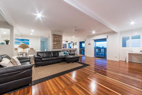 Hayman Views - Accommodation Gladstone 17