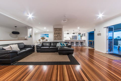 Hayman Views - Accommodation Gladstone 0