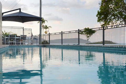 Whitsunday Waterfront Apartments - Accommodation Gladstone 12