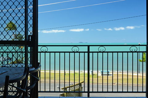 Whitsunday Waterfront Apartments - Accommodation Gladstone 16