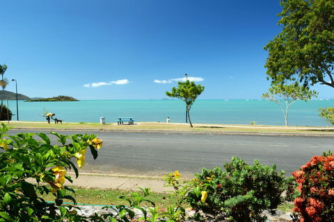 Whitsunday Waterfront Apartments - Accommodation Gladstone 15