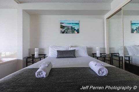 La Promenade - Accommodation Gladstone 10