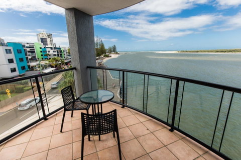 La Promenade - Accommodation Gladstone 8
