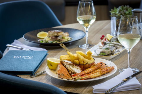 Hilton Surfers Paradise Hotel & Residences - Accommodation Gladstone 40