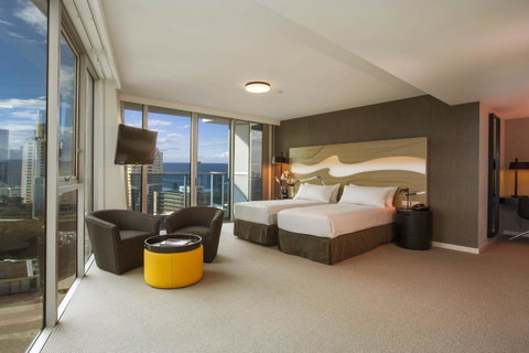 Hilton Surfers Paradise Hotel & Residences - Accommodation Gladstone 8