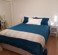Bee-Haven Cottage - Accommodation Gladstone