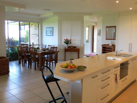 Maleny Springs Farm - Accommodation Gladstone 2