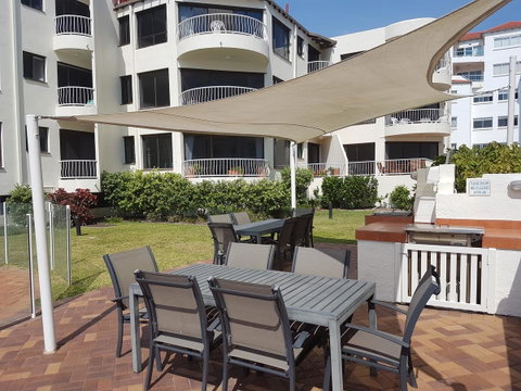 Mykonos Apartments - Accommodation Gladstone 27