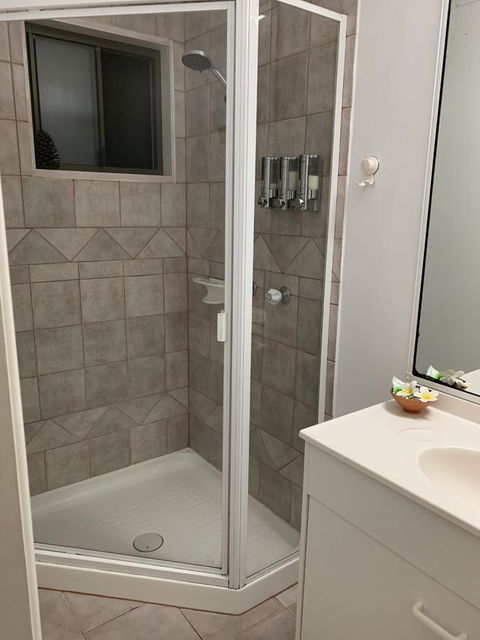Coolum Dreams B&B - Accommodation Gladstone 0