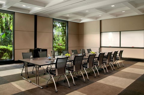 Hilton Cairns - Accommodation Gladstone 37