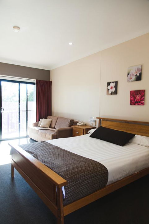 Eastgate On The Range Motel - Accommodation Gladstone 39