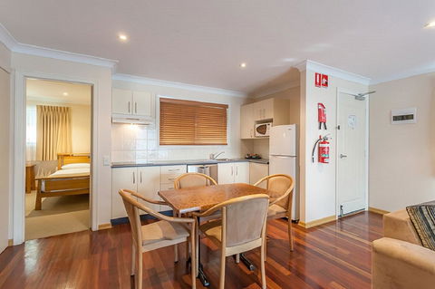 Eastgate On The Range Motel - Accommodation Gladstone 13