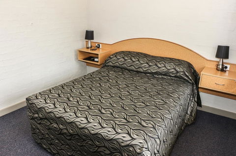Salisbury Hotel Motel - Accommodation Gladstone 22