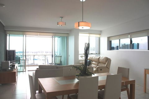 Private Seaview Apartment At Peninsula - Airlie Beach - Accommodation Gladstone 7