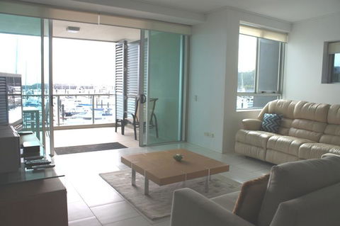 Private Seaview Apartment At Peninsula - Airlie Beach - Accommodation Gladstone 9
