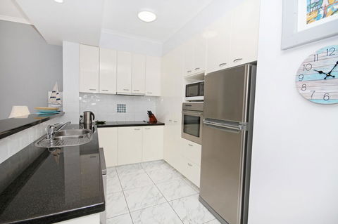 Unit 8 Bronte Of Coolum - Accommodation Gladstone 6