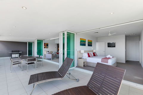 Akama Resort - Accommodation Gladstone 8