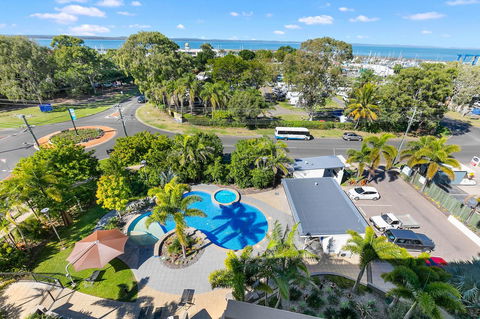 Akama Resort - Accommodation Gladstone 10