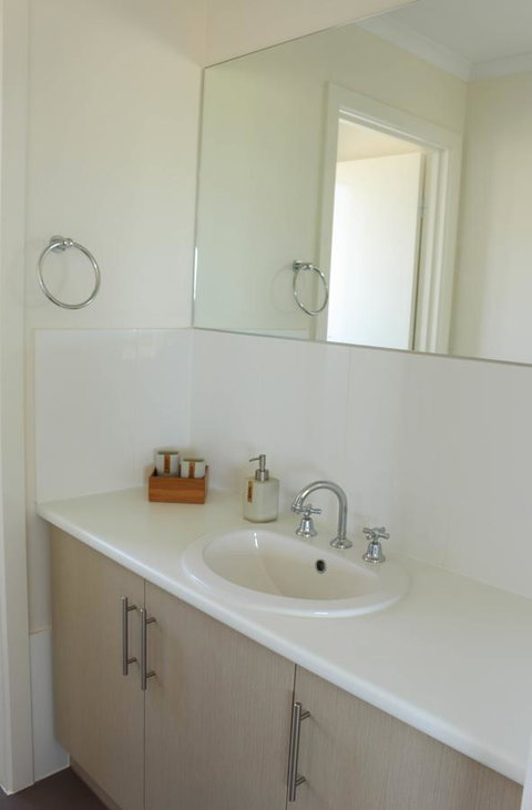 Bayview House - Accommodation Gladstone 14