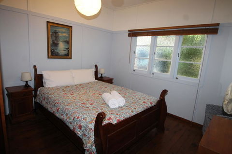 Signal Cottage - Accommodation Gladstone 8