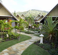 Pure Magnetic 9 The Esplanade Nelly Bay - Accommodation Gladstone