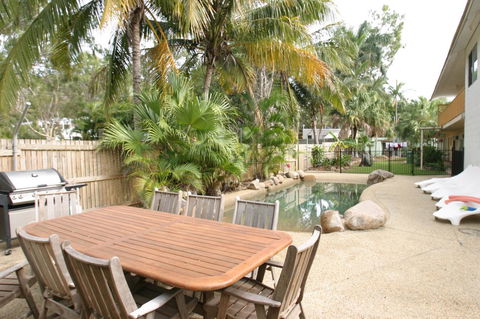 CStay - Accommodation Gladstone 16