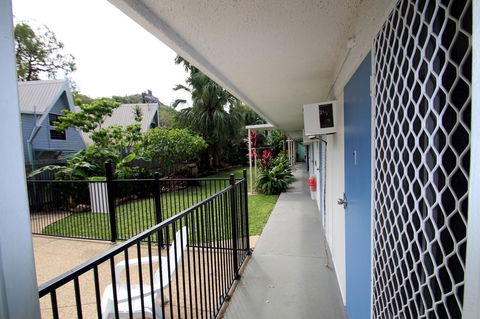 CStay - Accommodation Gladstone 5