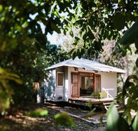 The Little Bush Hut - Accommodation Gladstone