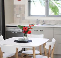 Island Cottages - Accommodation Gladstone