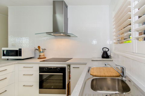 Lowset Sweetie, Central To Everything - Partridge St, Bongaree - Accommodation Gladstone 14