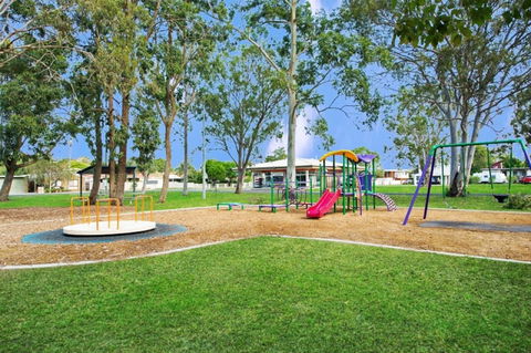 Lowset Sweetie, Central To Everything - Partridge St, Bongaree - Accommodation Gladstone 17