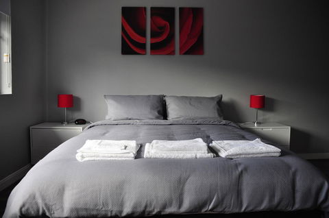 Bribie Island Square - Accommodation Gladstone 4
