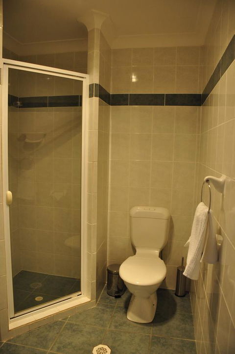 Bribie Island Square - Accommodation Gladstone 7