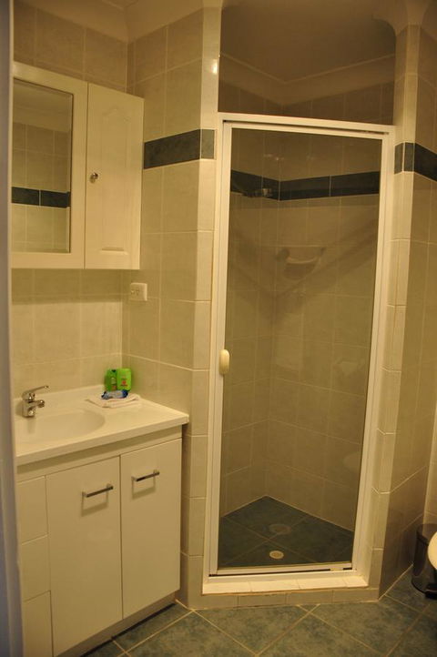 Bribie Island Square - Accommodation Gladstone 5