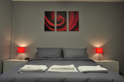 Bribie Island Square - Accommodation Gladstone 8
