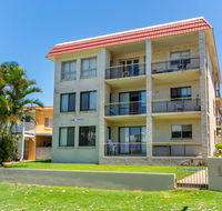 Enjoy the sea breezes from the balcony - Boyd St Woorim - Accommodation Gladstone