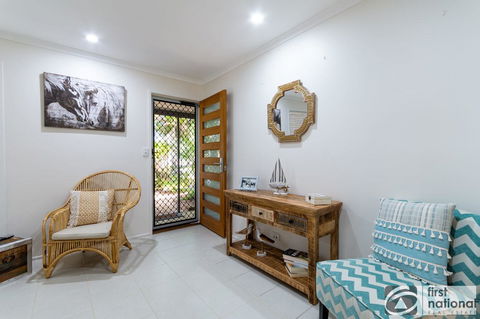 Kokomo, Thats Where We Want To Go - Bellara - Accommodation Gladstone 15