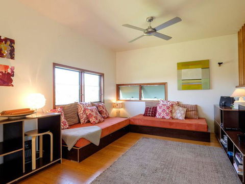 Eddies Place - Accommodation Gladstone 13