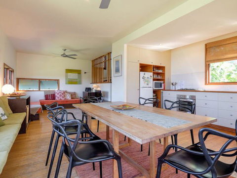Eddies Place - Accommodation Gladstone 9
