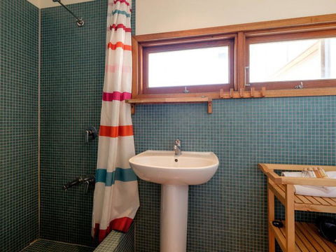 Eddies Place - Accommodation Gladstone 17