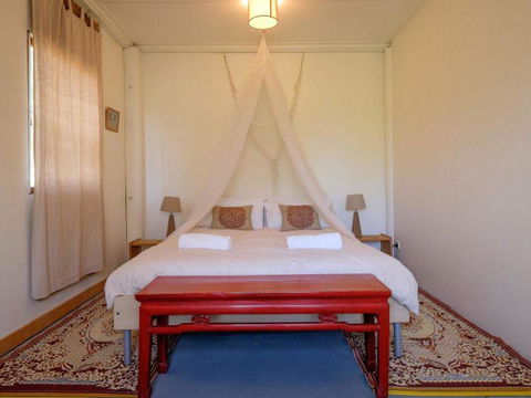 Eddies Place - Accommodation Gladstone 5