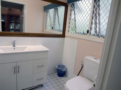 Gone Fishin - Accommodation Gladstone 16